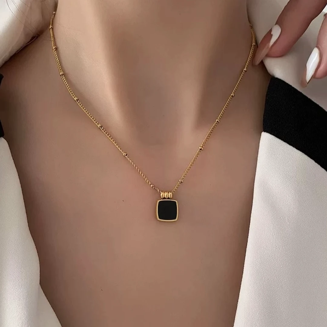 【玫瑰同款】香水瓶项链轻奢锁骨链设计师款