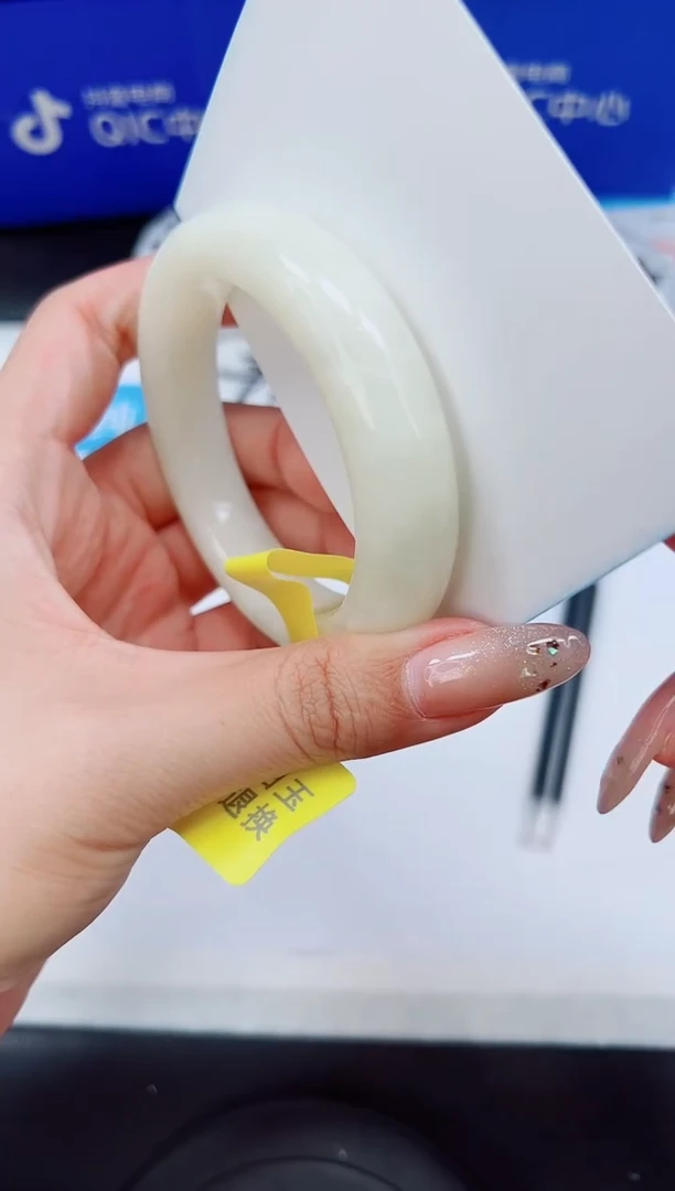 未镶嵌手镯和田玉HT29-56.5