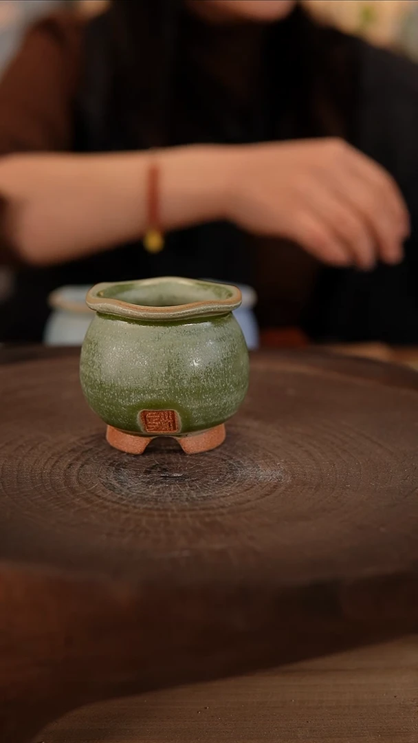 【闪购商品】红陶2-20-145默认有瑕口4.5