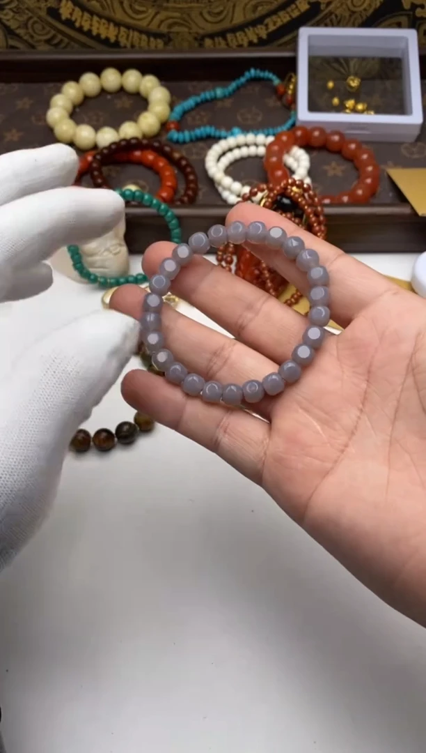 未镶嵌手串和田玉和田玉烟紫手串