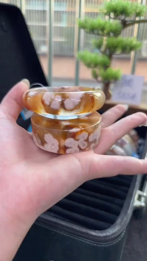 未镶嵌手镯石英质玉A606(57圈赠送镯心)