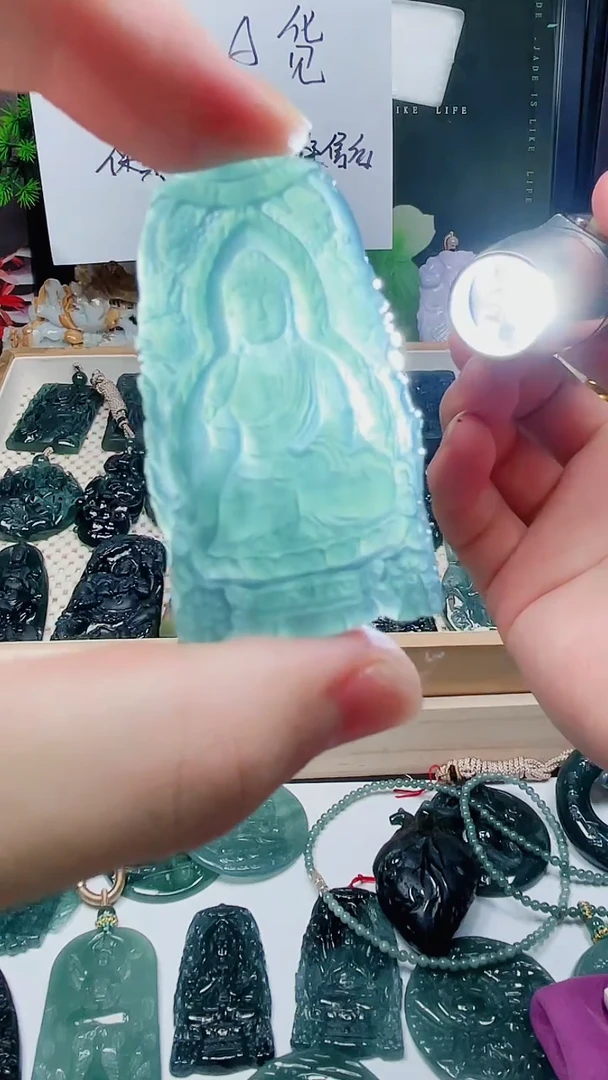 翡翠未镶嵌颈饰天然A货翡翠假一赔十