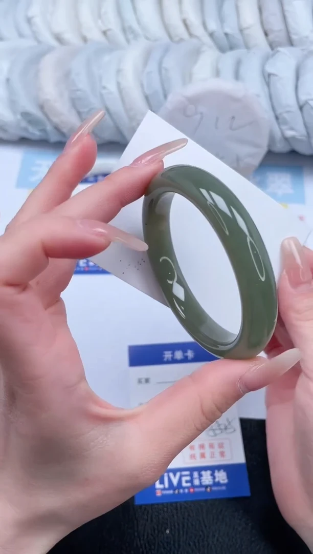 【闪购商品】和田玉手镯未镶嵌T193-55.5