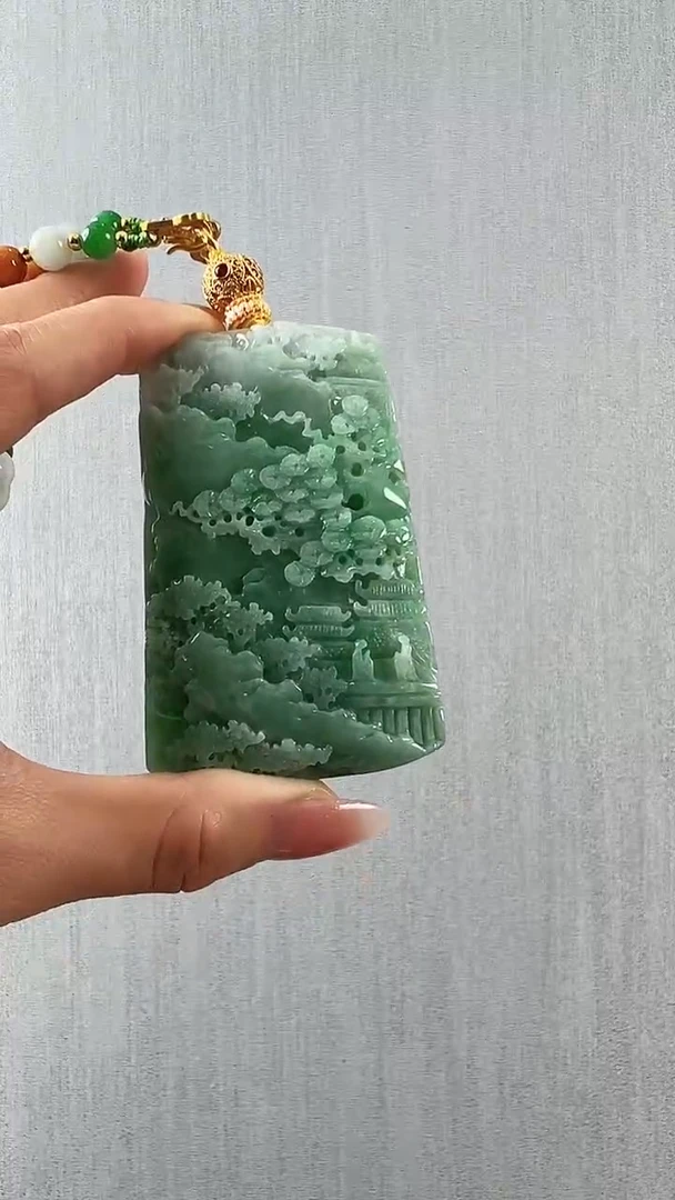 颈饰未镶嵌翡翠山水