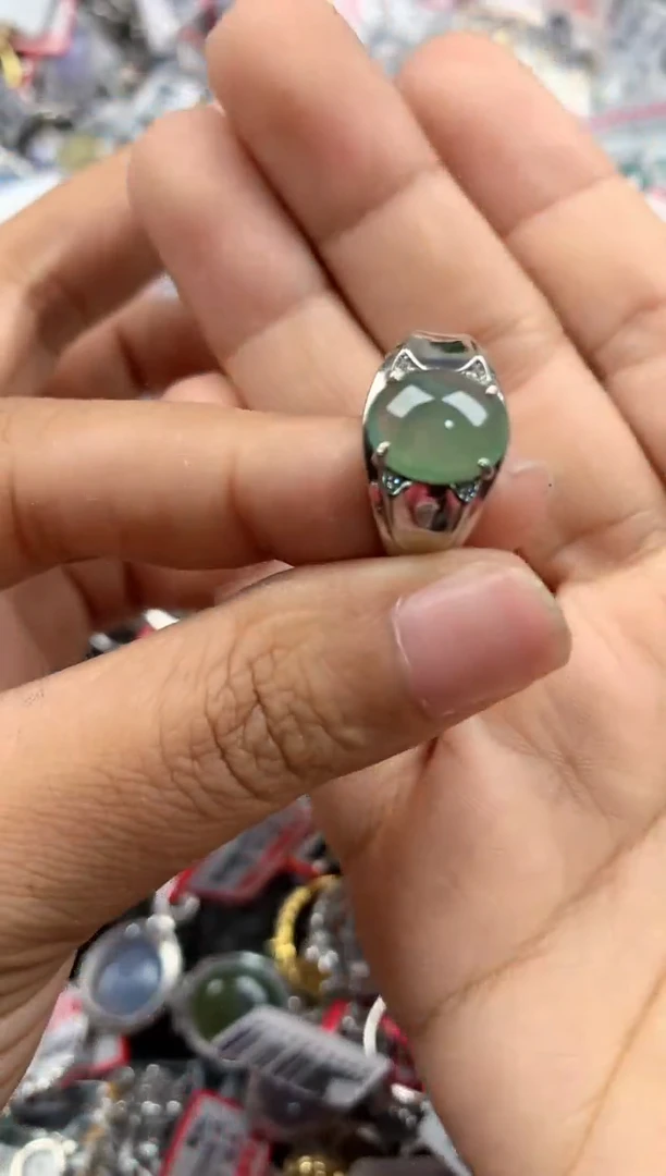 银S925镶嵌戒指翡翠333       5