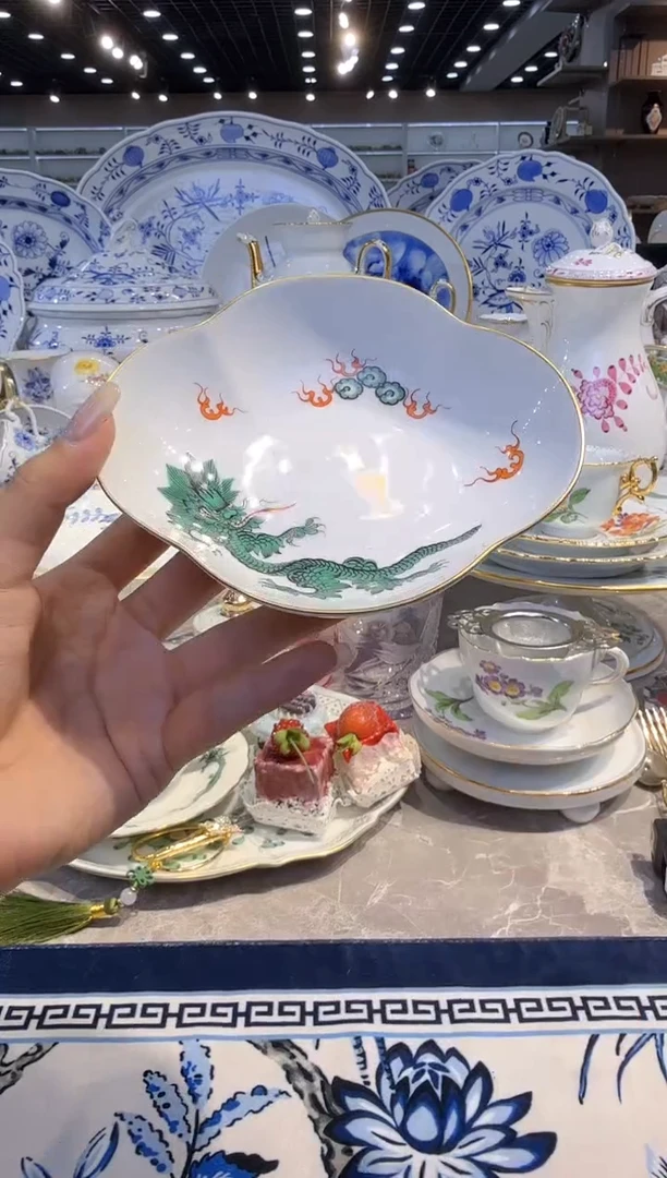 骨瓷娜娜中古瓷器如图所示21