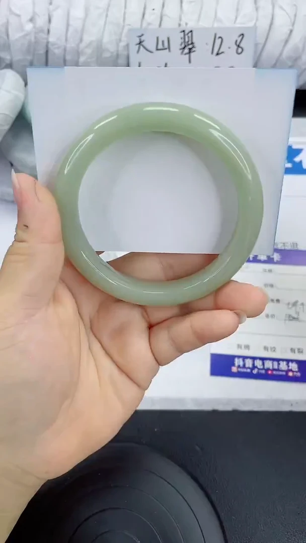 未镶嵌手镯石英质玉122-62/63