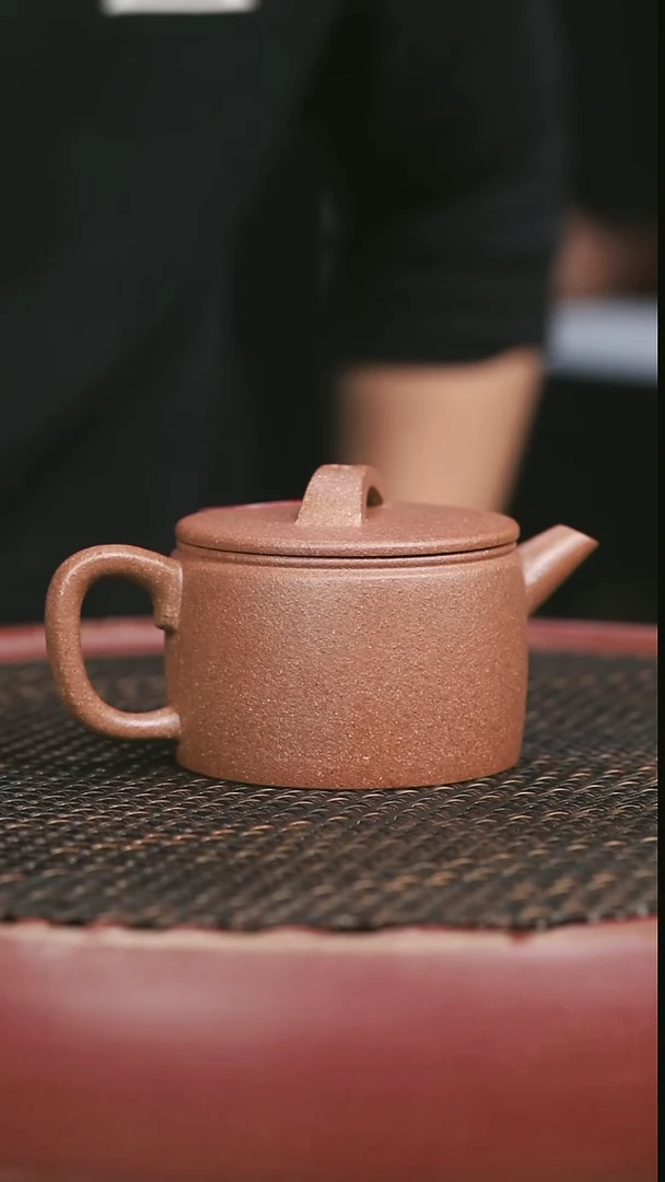 茶壶紫砂25号桃花泥汉瓦200CC微微暇