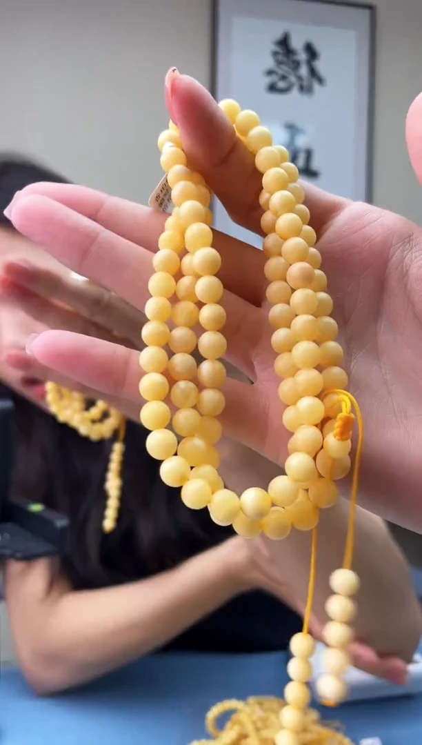 蜜蜡未镶嵌珠宝奇石T019.6假一罚十多样性发其一