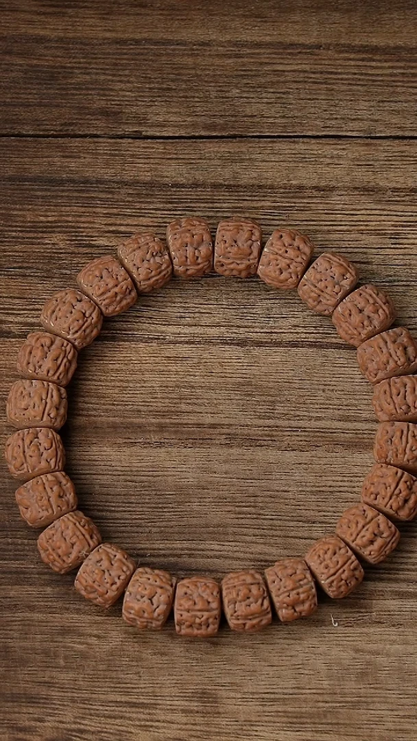 金刚菩提吊坠藏切潜水艇