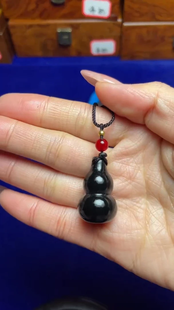 未镶嵌和田玉把件常*树和田玉