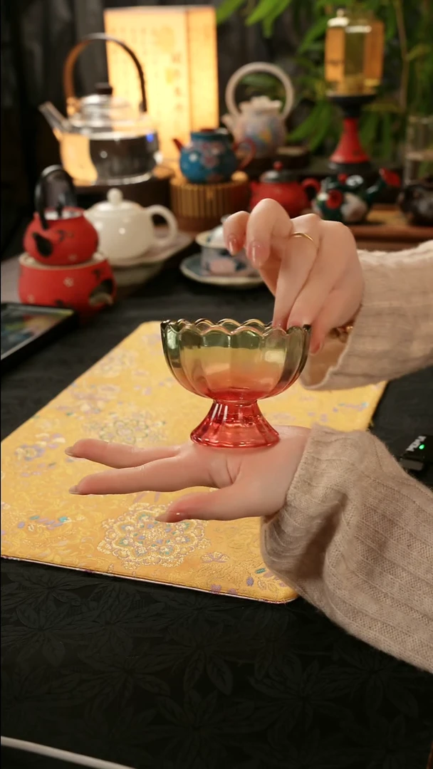 青云茶斋玻璃冰激凌杯