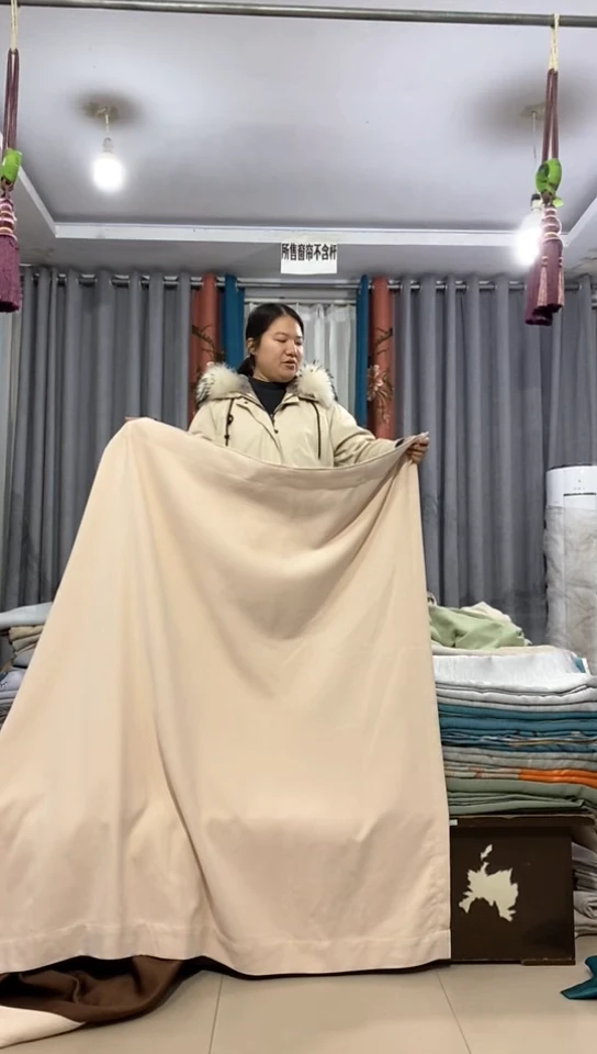 布成品窗帘    3.6*1.57