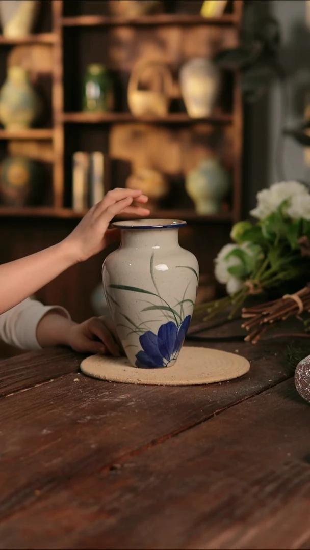 摆件24-492 陶瓷花器高21口径8