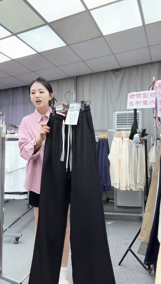 大哥家漂亮衣服漂亮颜色