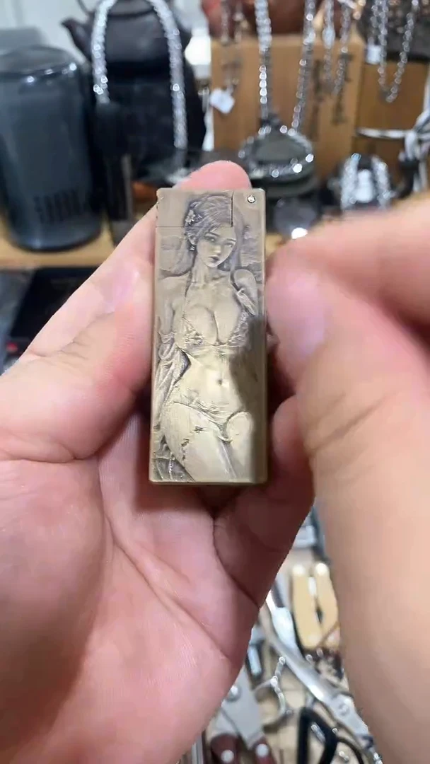 瓷片闪购商品  如图所示