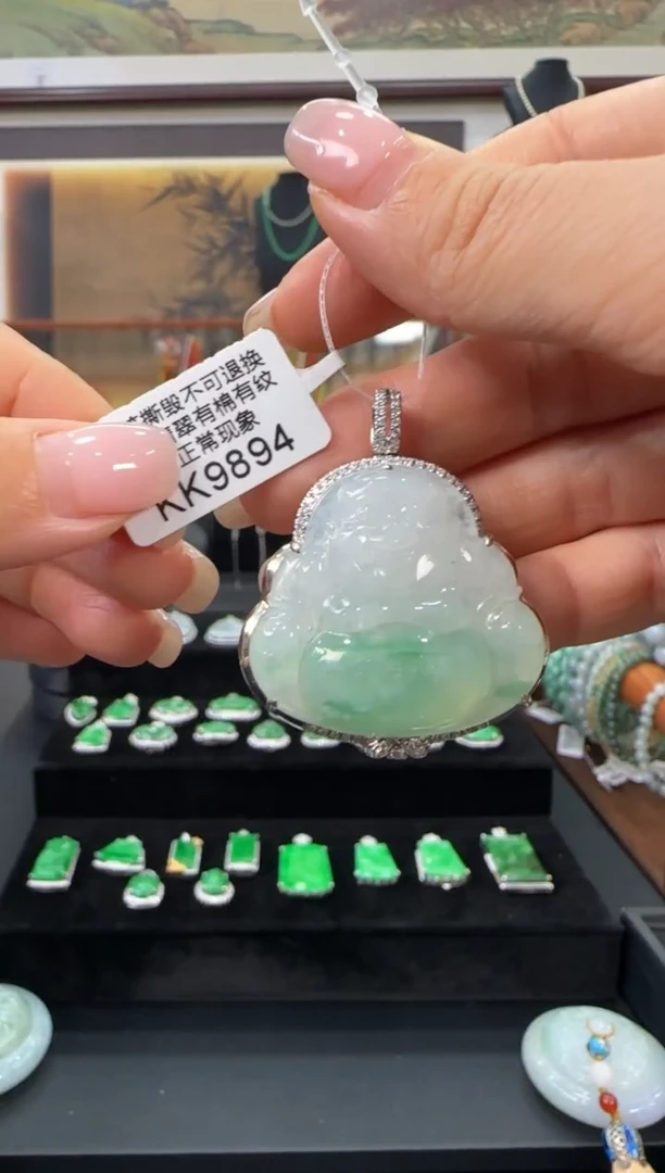 翡翠18K金镶嵌颈饰KK9894佛公