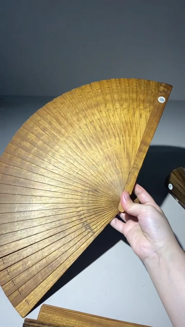 金丝楠亿*26cm金丝楠木小叶桢楠扇5e