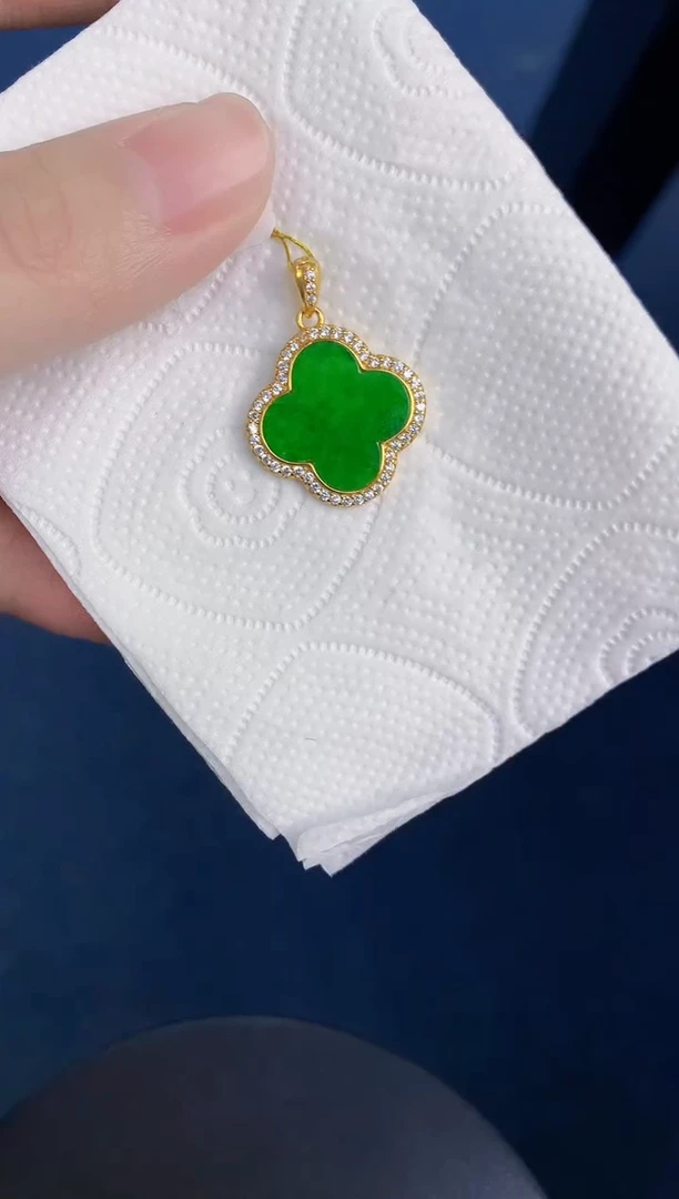 颈饰未镶嵌翡翠天然翡翠缅甸A货