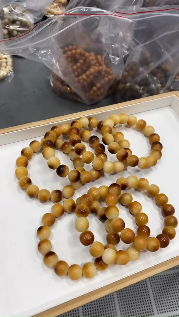 菩提根/象牙果手串17干磨瑕疵不挑（528）