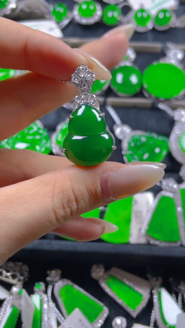 颈饰银S925镶嵌翡翠11