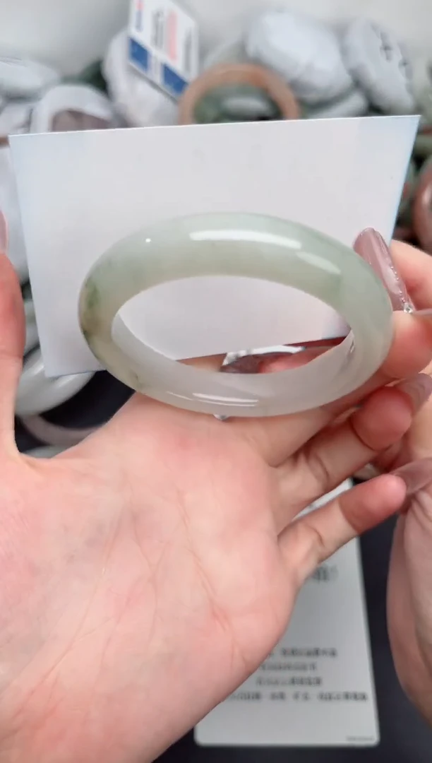 石英质玉手镯未镶嵌K83-53