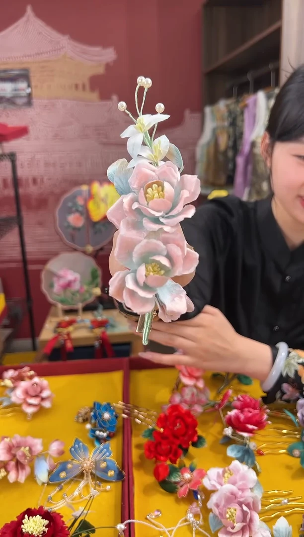 【闪购商品】刺绣非遗绒花（发饰）