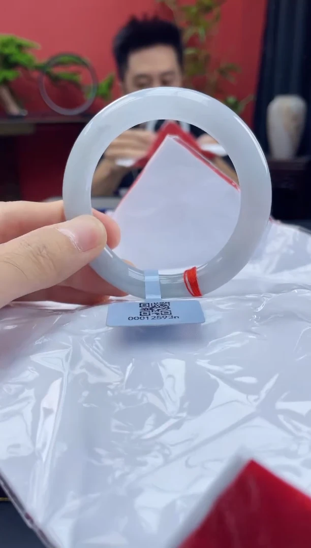 未镶嵌手镯翡翠11
