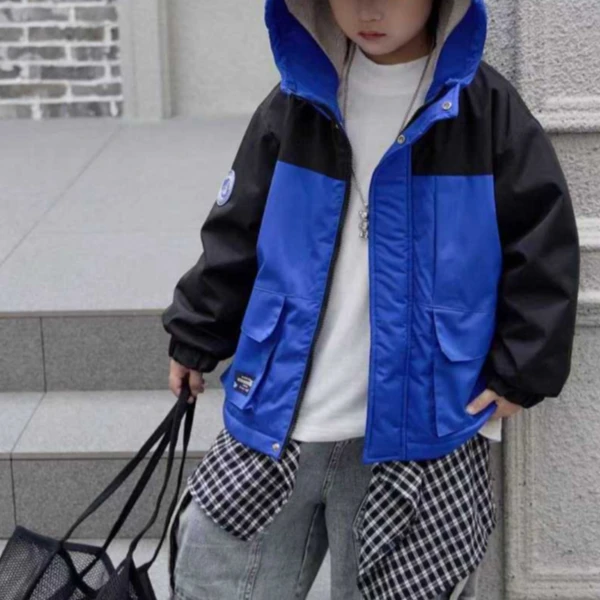 QY巴布秋冬新款爆款童趣风冲锋衣外套BBD005
