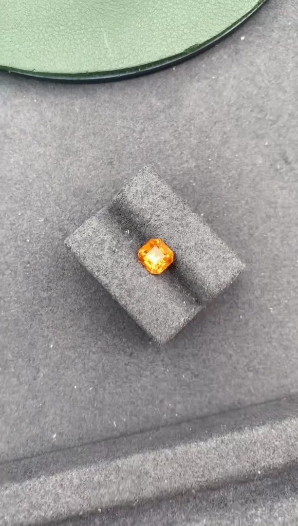 未镶嵌珠宝半成品石榴石（芬达石）2ct芬达   定制   FG