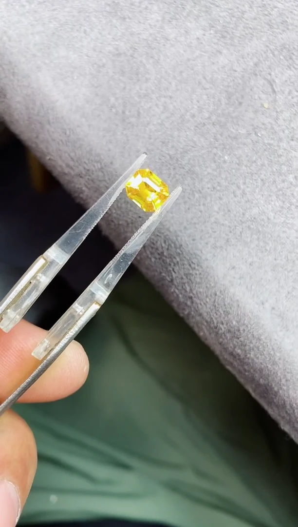 裸石彩色蓝宝石1.53ct