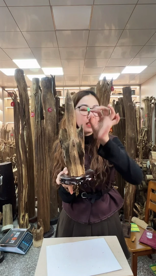 【闪购商品】沉香摆件沉香原材料摆件工艺品