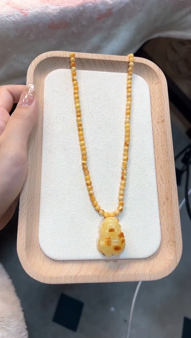 【闪购商品】琥珀珠宝奇石未镶嵌蜜蜡猪