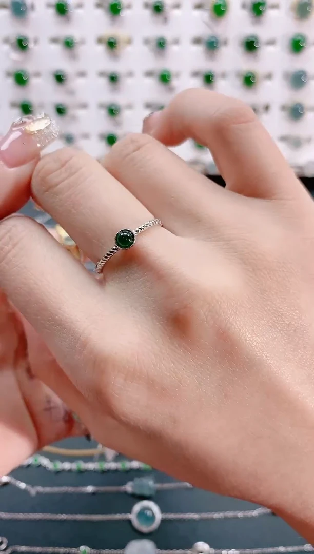 【闪购商品】翡翠戒指银S925镶嵌天然翡翠