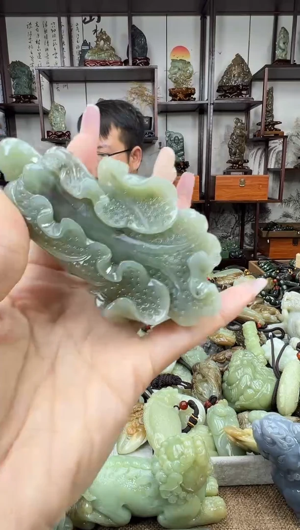 未镶嵌和田玉把件1