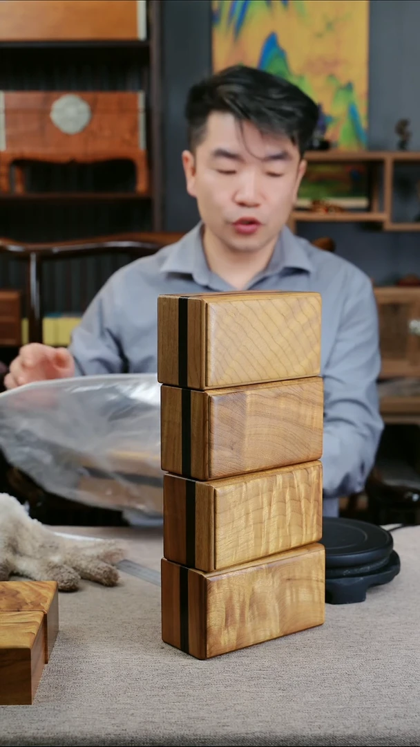 金丝楠许*金丝楠木紫包金天地盖首饰盒