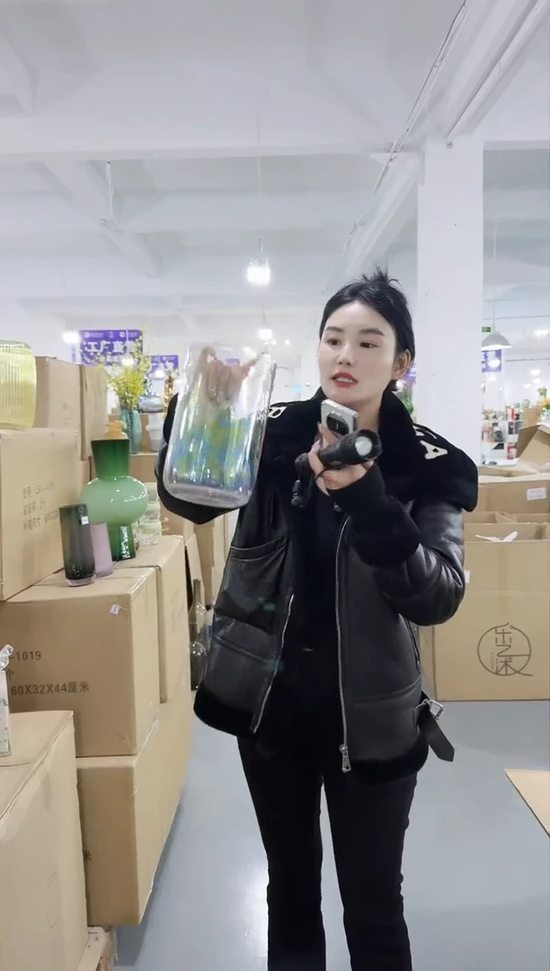 【闪购商品】无铅玻璃UU外贸仓花瓶微瑕-NGHE