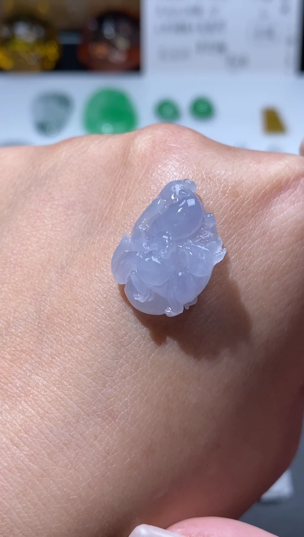 未镶嵌定制翡翠九尾