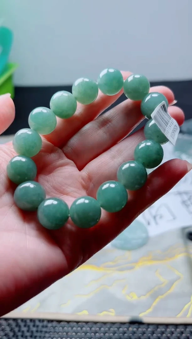 未镶嵌定制翡翠翡翠