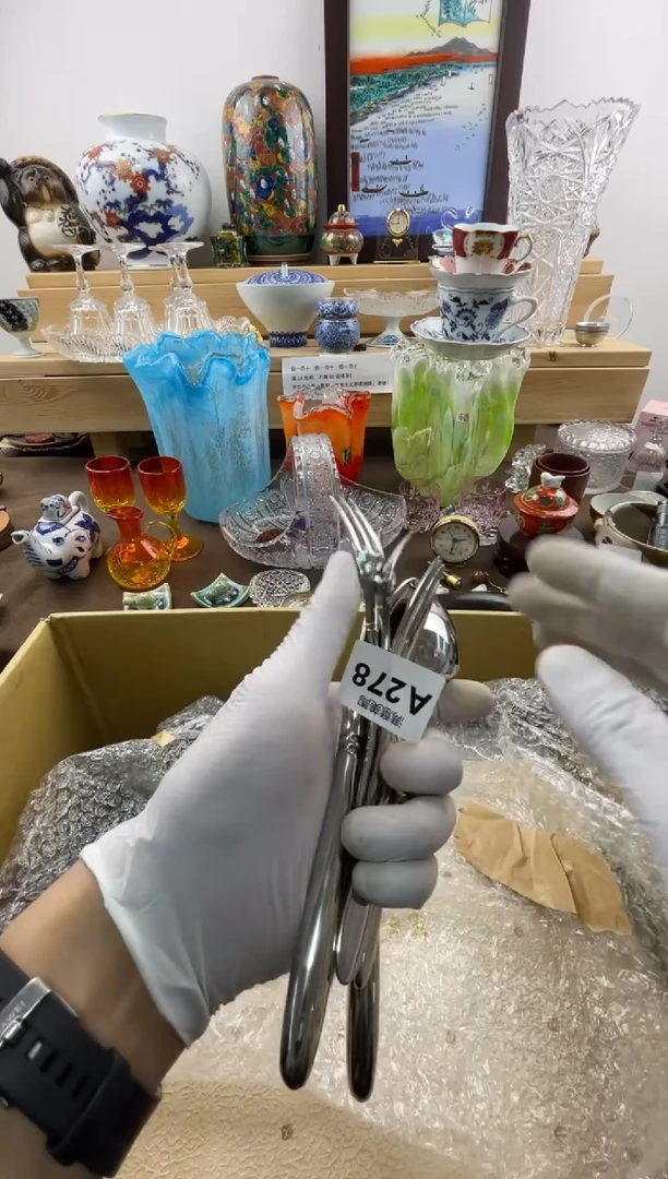 瓷片小**?满意瓷器A276