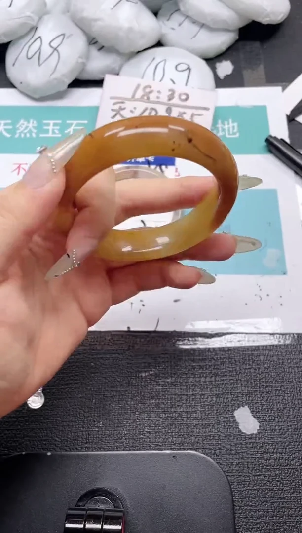 未镶嵌手镯石英质玉49-61