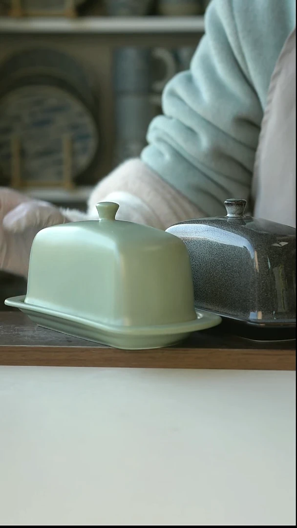 陶瓷陨石灰+薄荷绿黄油盒20cm微瑕@4-2@