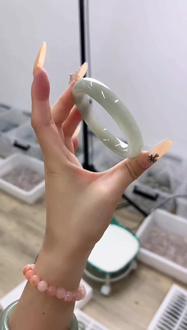 未镶嵌手镯石英质玉408-60D