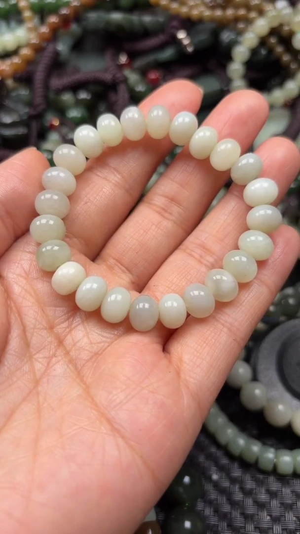 【闪购商品】和田玉颈饰未镶嵌.