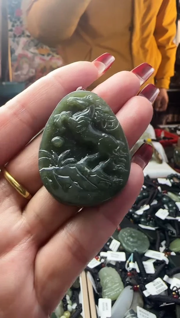 颈饰未镶嵌和田玉039