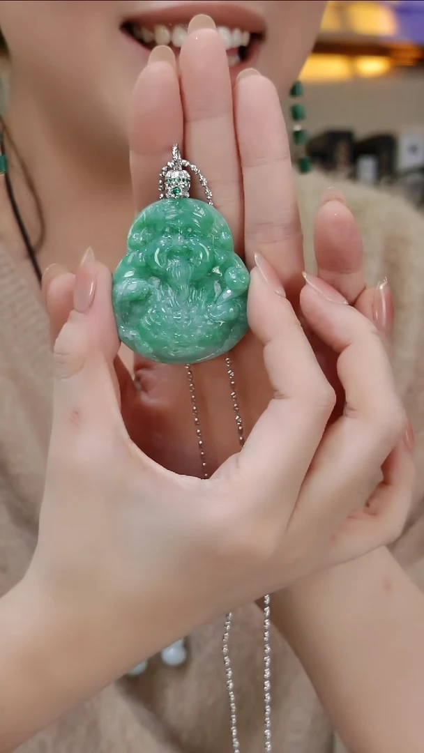 颈饰未镶嵌翡翠国风