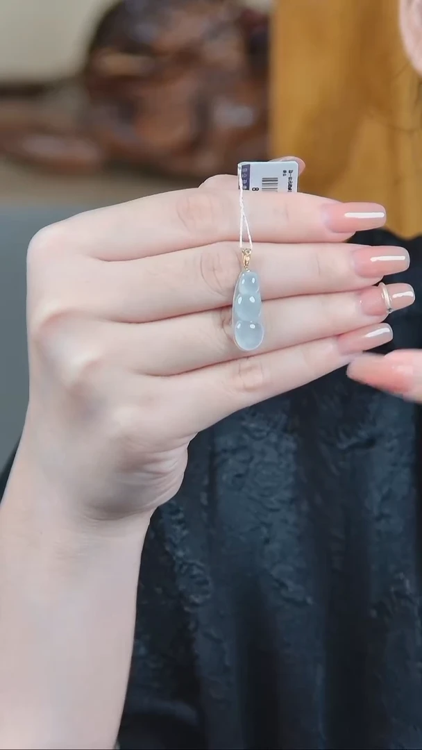 颈饰未镶嵌翡翠福豆