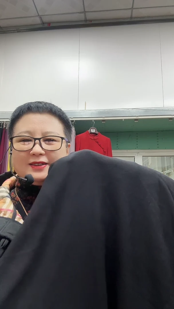 炫彩黑色2.1布头