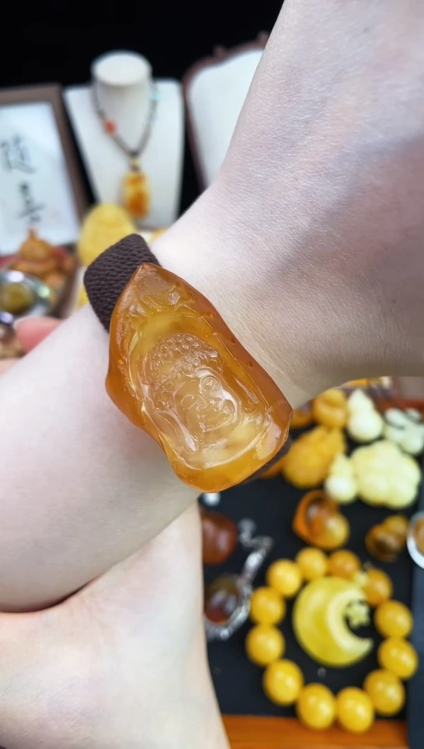 琥珀未镶嵌珠宝奇石柒月