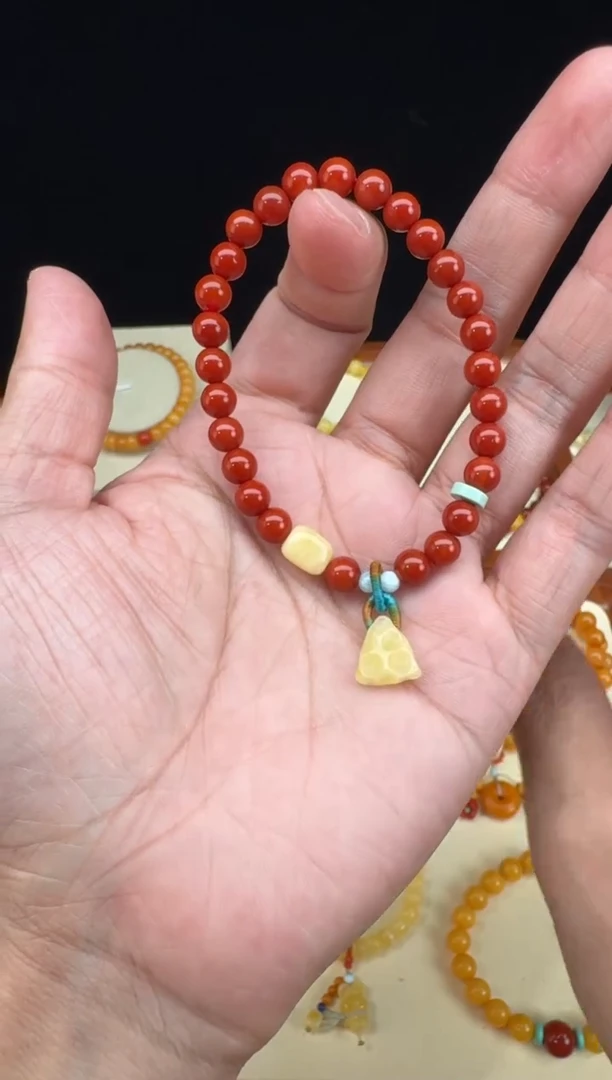 【闪购商品】南红玛瑙手链未镶嵌牛血红